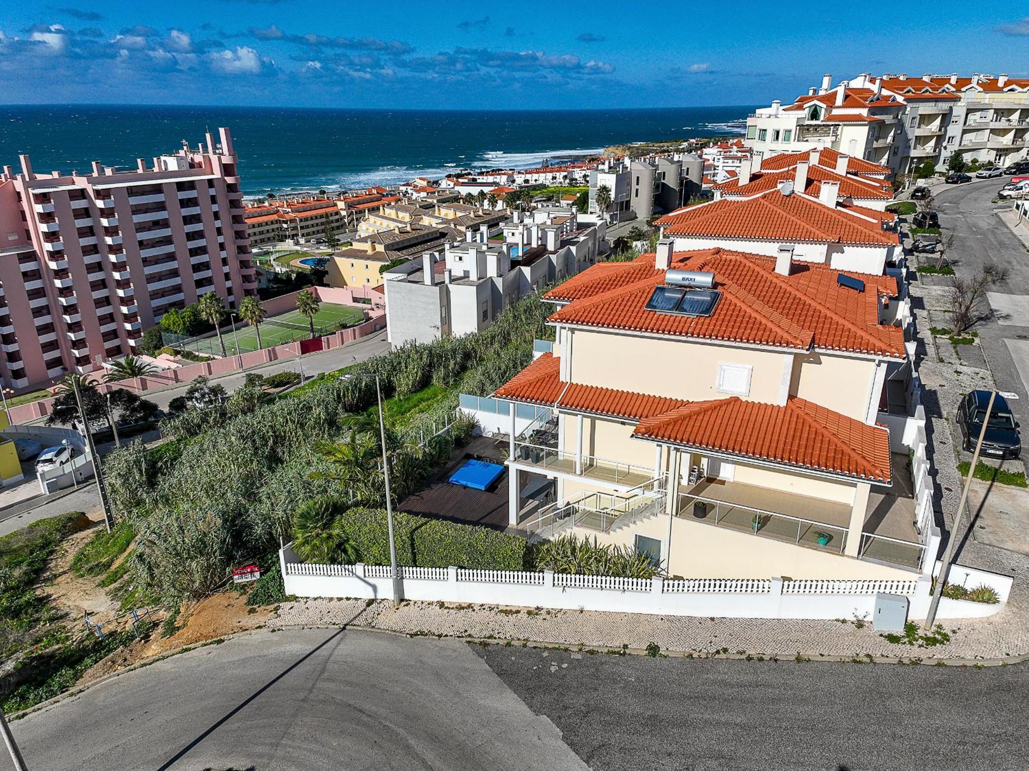 Vibing & Liming Ericeira Hotel Exterior foto